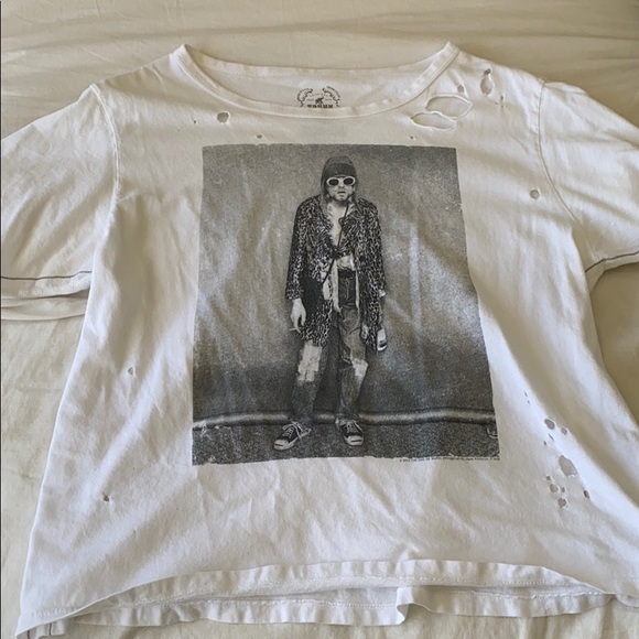 Graphic Tee - Picture 2 of 3